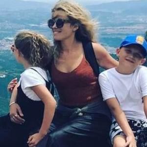 Meet your Posher, Rose